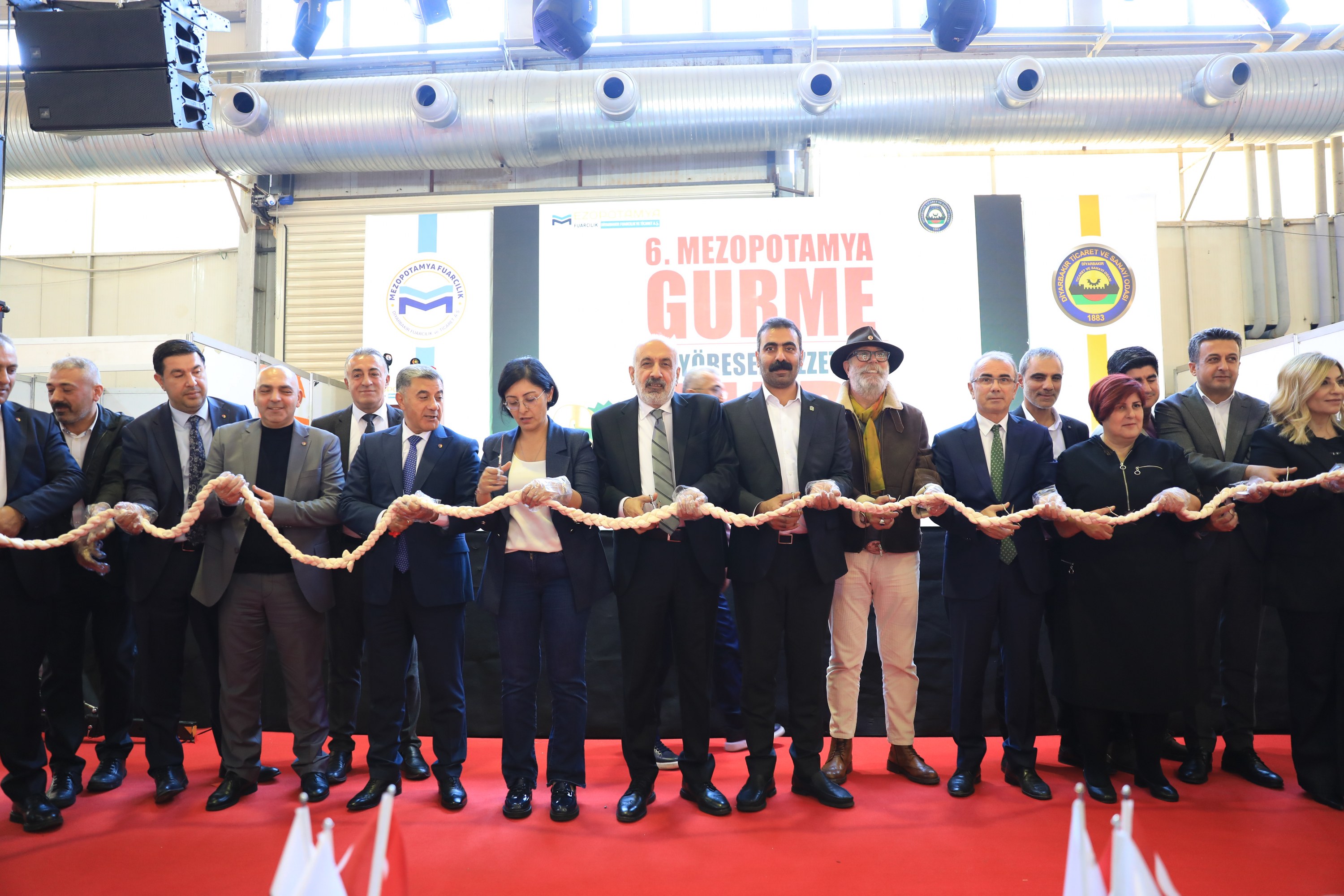 Diyarbakır'da 6. Mezopotamya Gurme ve yöresel lezzetler fuarı başladı