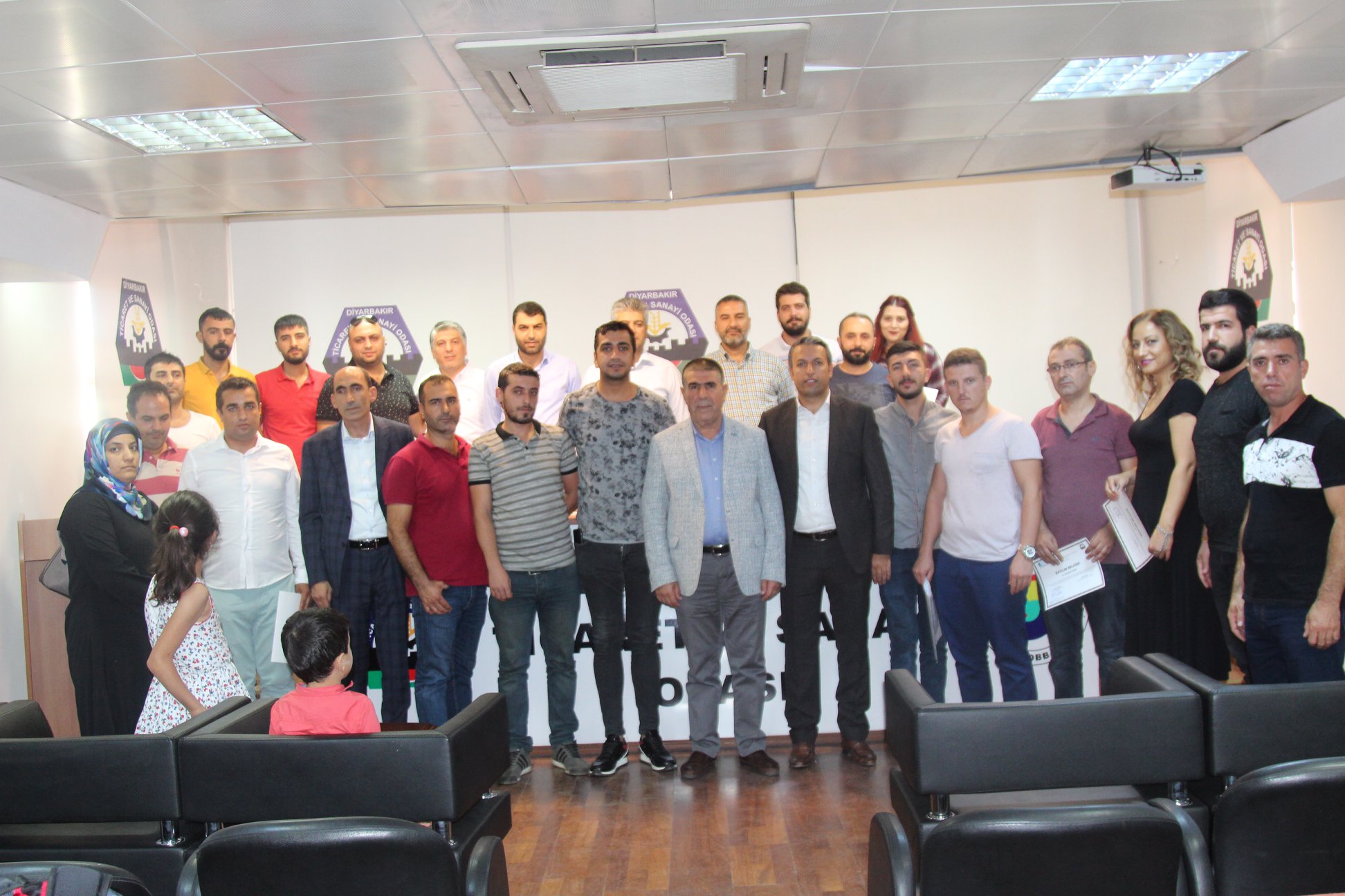 Uygulamalı Girişimcilik Eğitim Sertifikaları Dağıtıldı