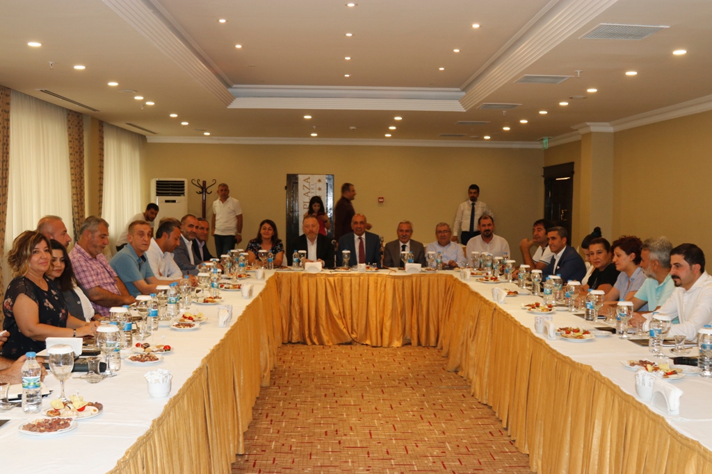 HDP Eş Genel Başkanı Temelli Diyarbakır’da STK’larla bir araya geldi