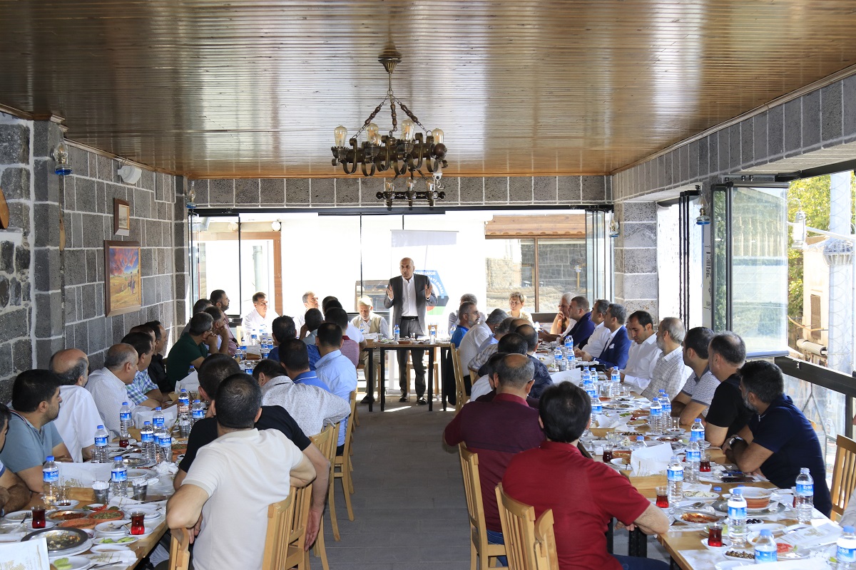 DTSO,  Sur esnafıyla bir araya geldi