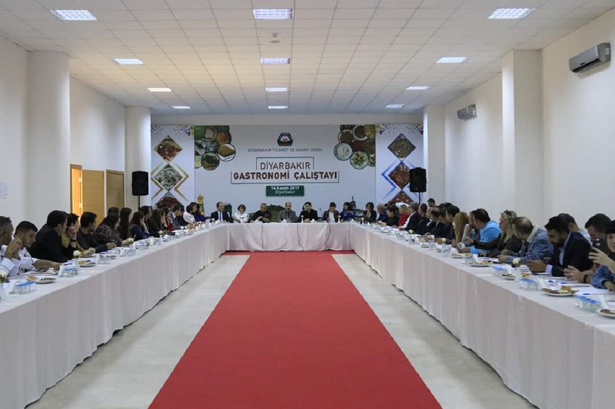 Gurme 2019 Fuarı’nda DTSO ve Karacadağ Kalkınma Ajansı işbirliğinde Gastronomi Çalıştayı düzenlendi