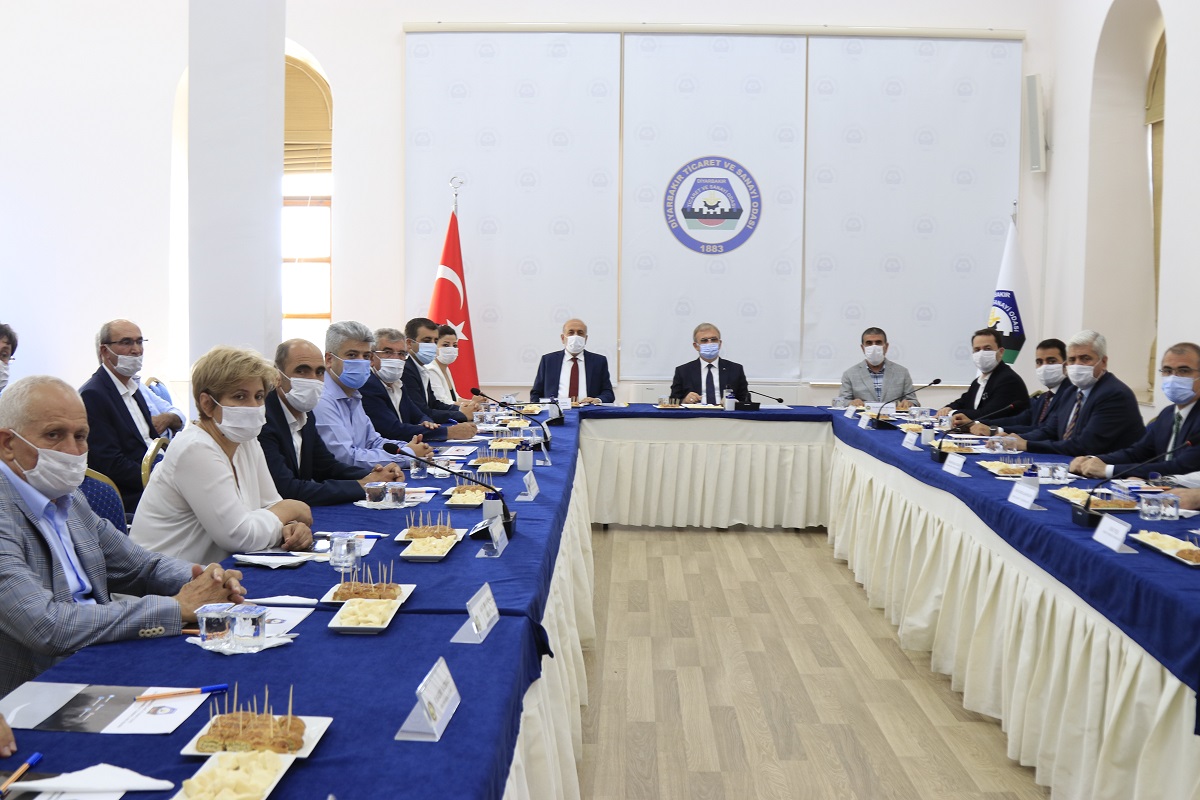 DTSO'dan Diyarbakır Valisi Sayın Münir Karaloğlu’na brifing