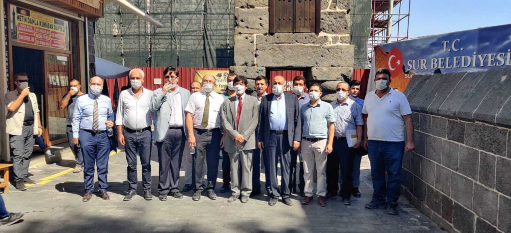 Sefîrê Mezin ê Tirkiyê yê Japanyayê Li Amedê Serdana Cih û Warên Dîrokî Kir