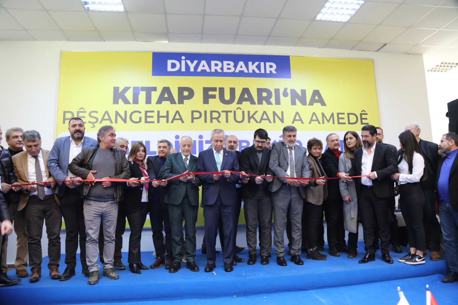 Diyarbakır Kitap Fuarı Başladı